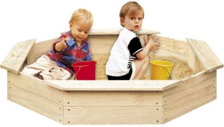 Dřevěné pískoviště pro děti