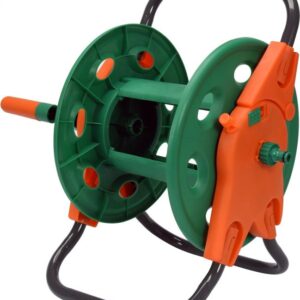 Stojan navíjecí na zahradní hadici