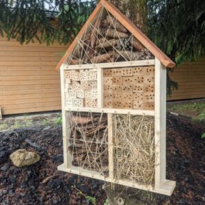 Hmyzí hotel – domek pro prospěšný hmyz IV.