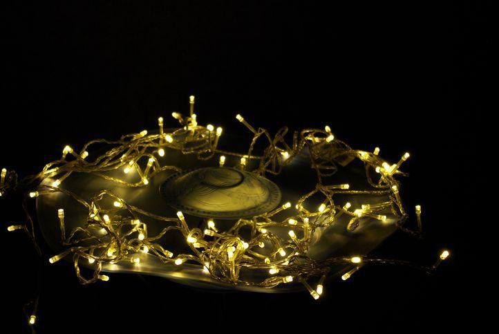 Vánoční LED řetěz 10 m, 100 diod, teple bílý - Obrázek 2